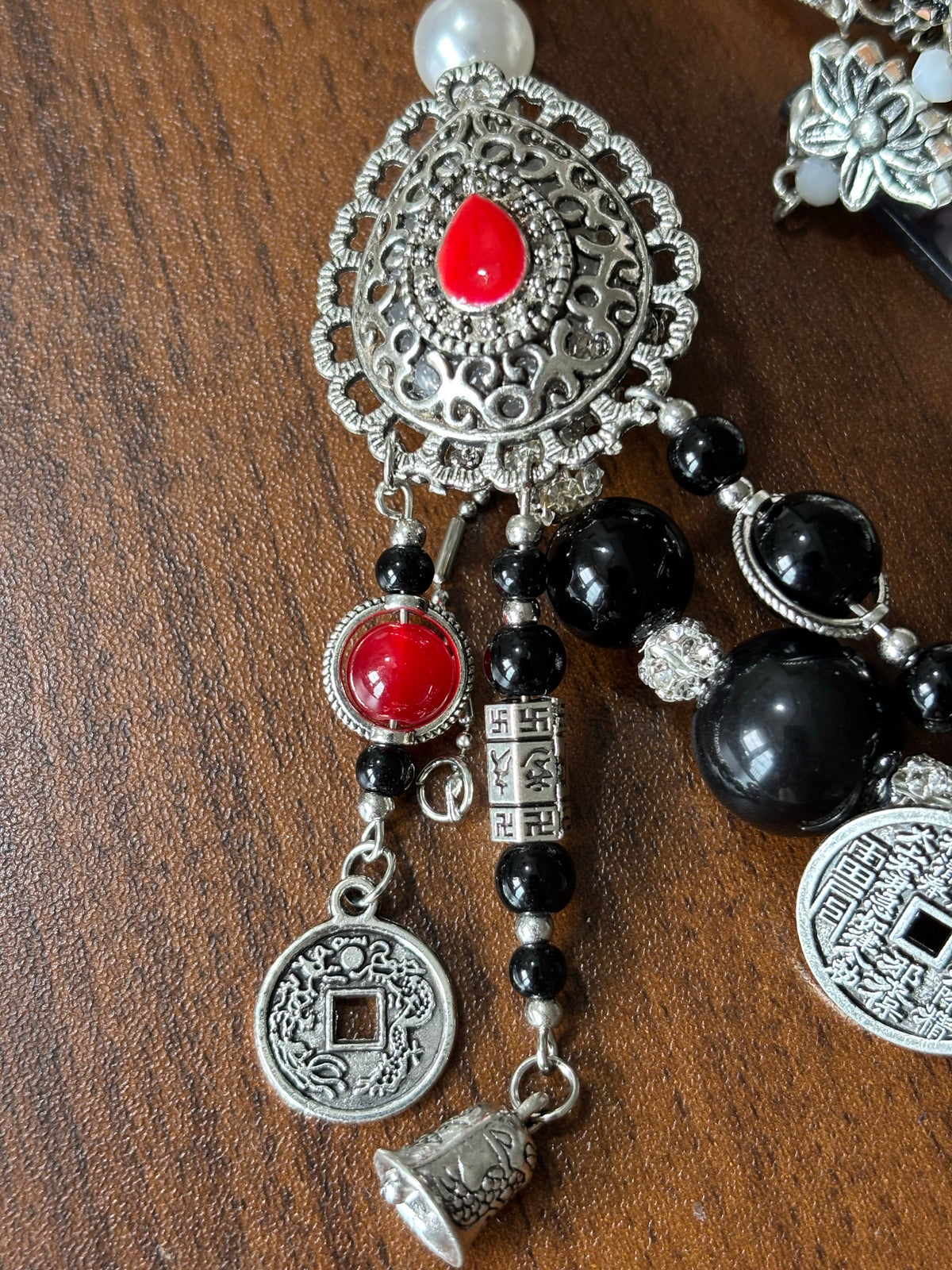Bead bracelet